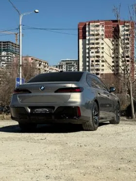 BMW  I7 XDRIVE
